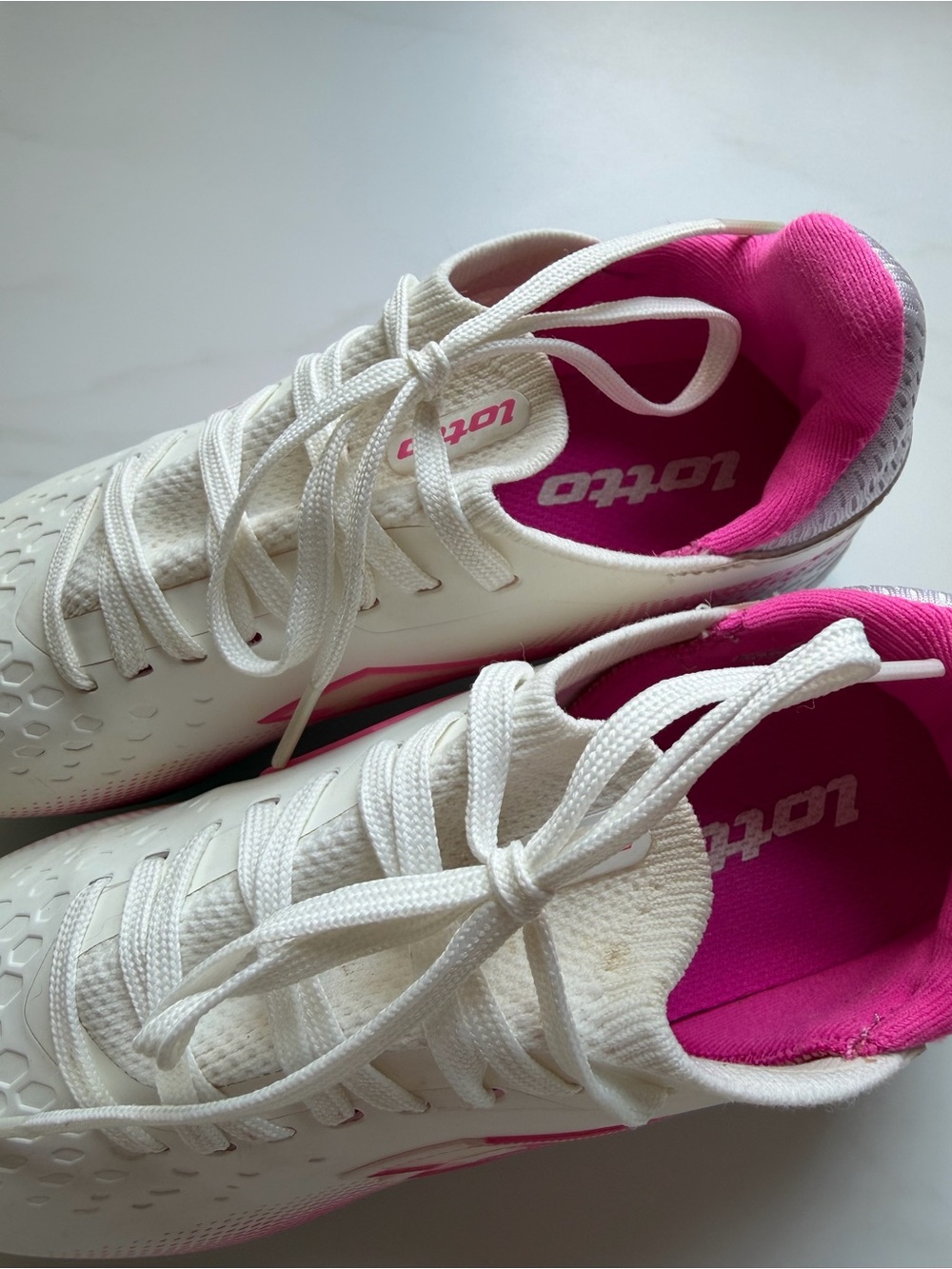 LOTTO girls White, Pink & Blue Roma 500 Soccer Cleats - Picture 3 of 8